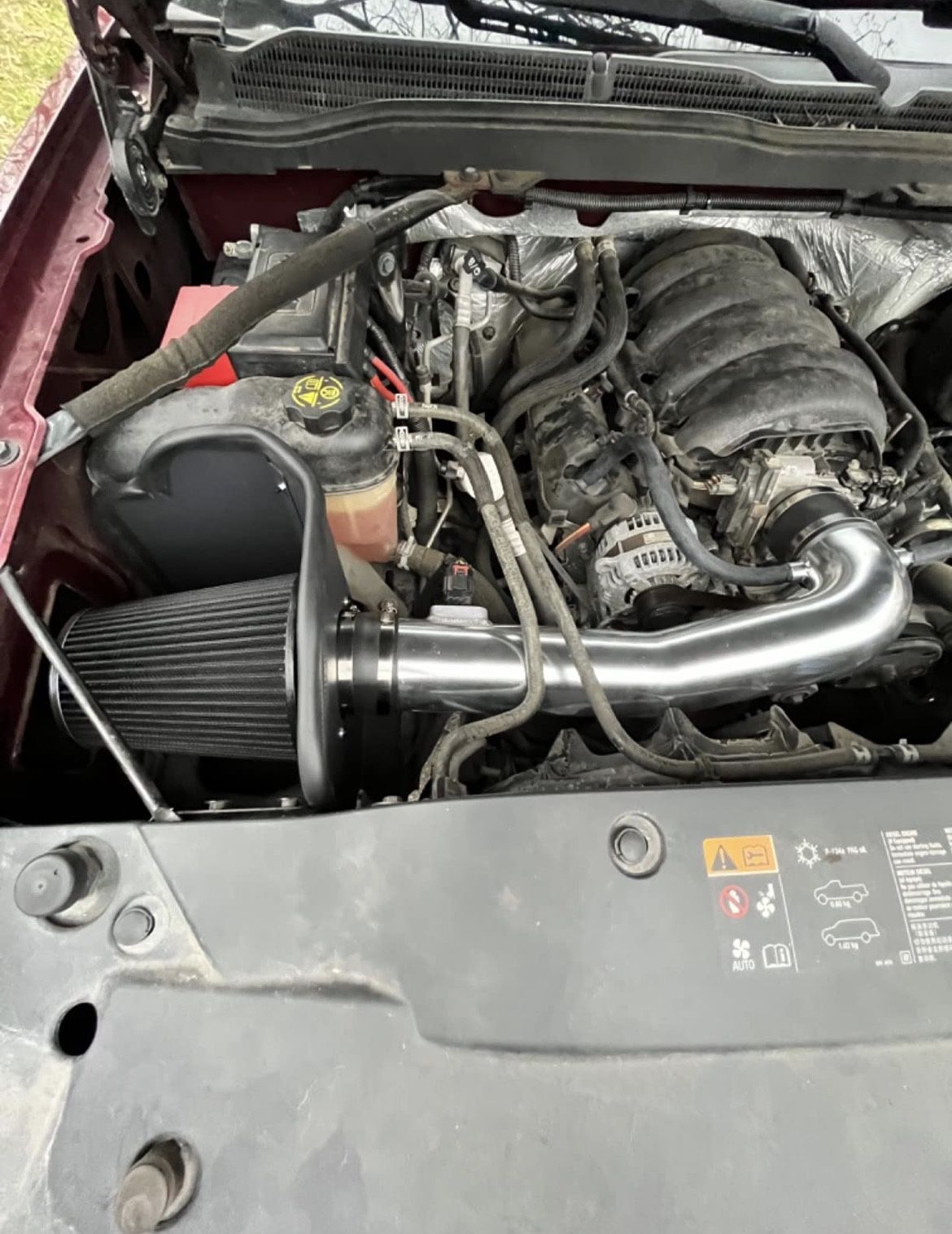 14-19 Chevy Silverado Gmc Sierra Cold Air Intake Kit ( Brand New)