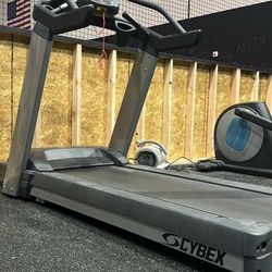 Cybex Treadmill 