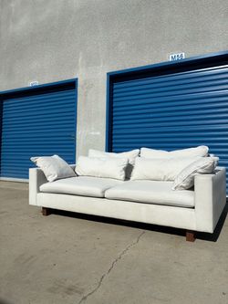 West Elm, Harmony Couch 🛻 delivery available🛻