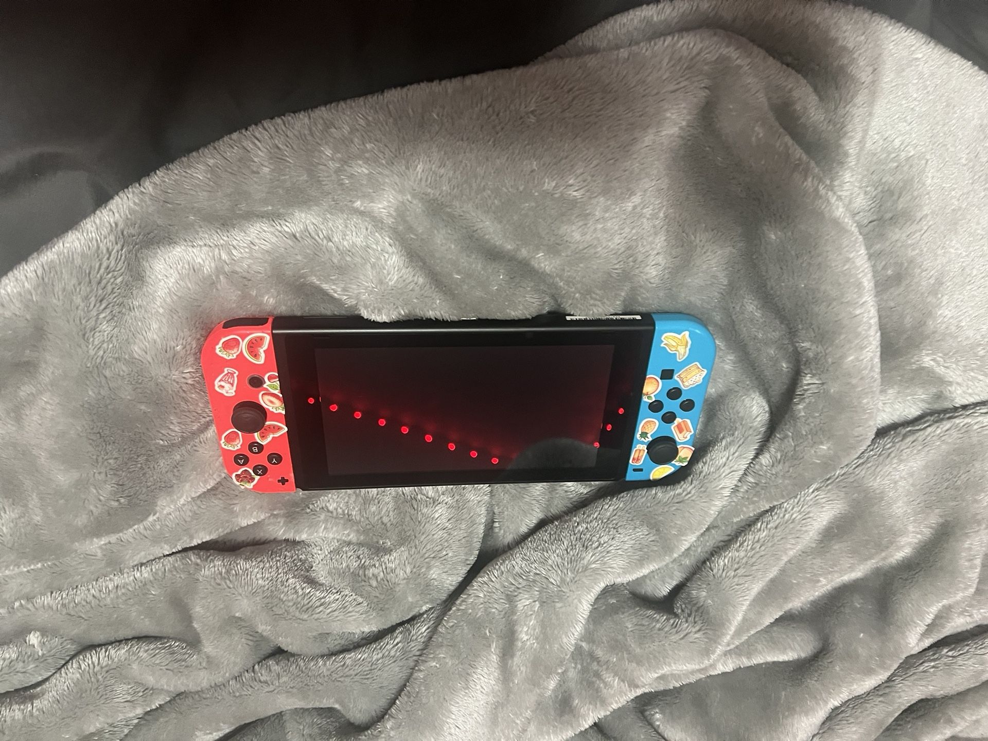 Nintendo Switch V2 Game Console - Black (HAC-001(-01) w/ OEM Blue/Red Joycon