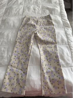 Zara cream floral capris (L)