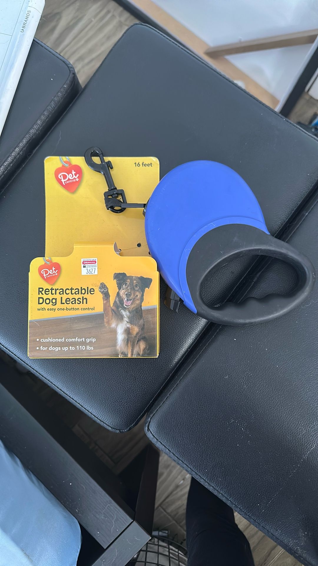 Retractable Dog Leash For Up To 110 Lbs One Button Control