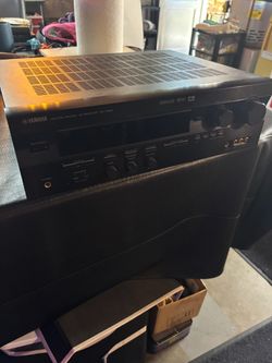 Yamaha RX-V596 Natural Sound AV Receiver