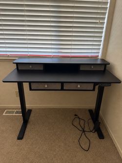 Standing desk