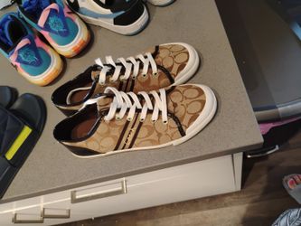 Women's 10 Coach Sneakers