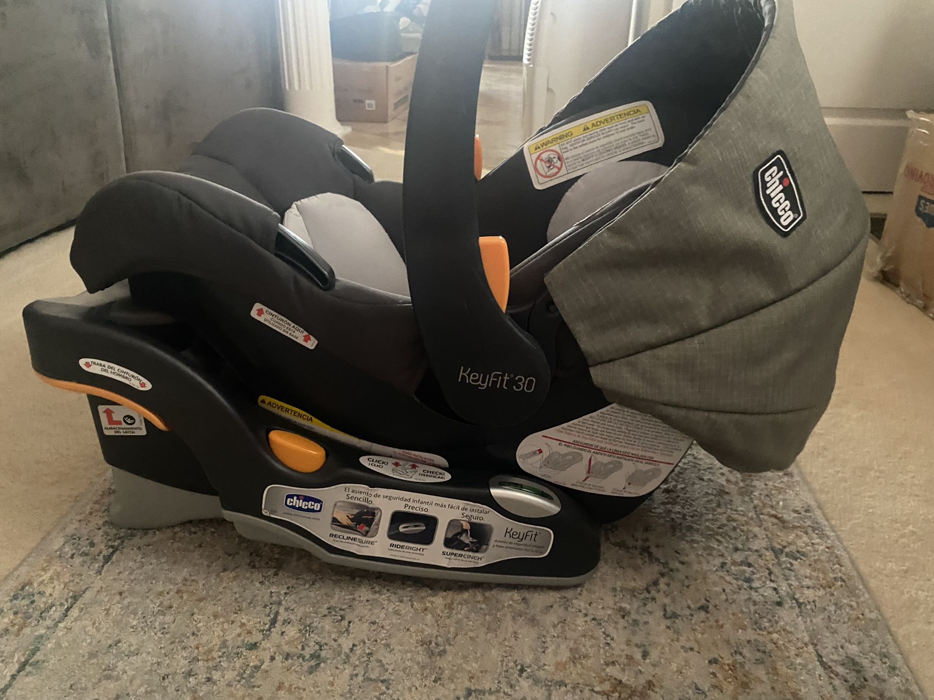 Chicco Infant Carrier Carseat