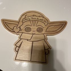 Baby Yoda Grogu Charcuterie Board