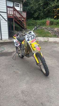 Suzuki Dirt Bike Motocross Motorcycle