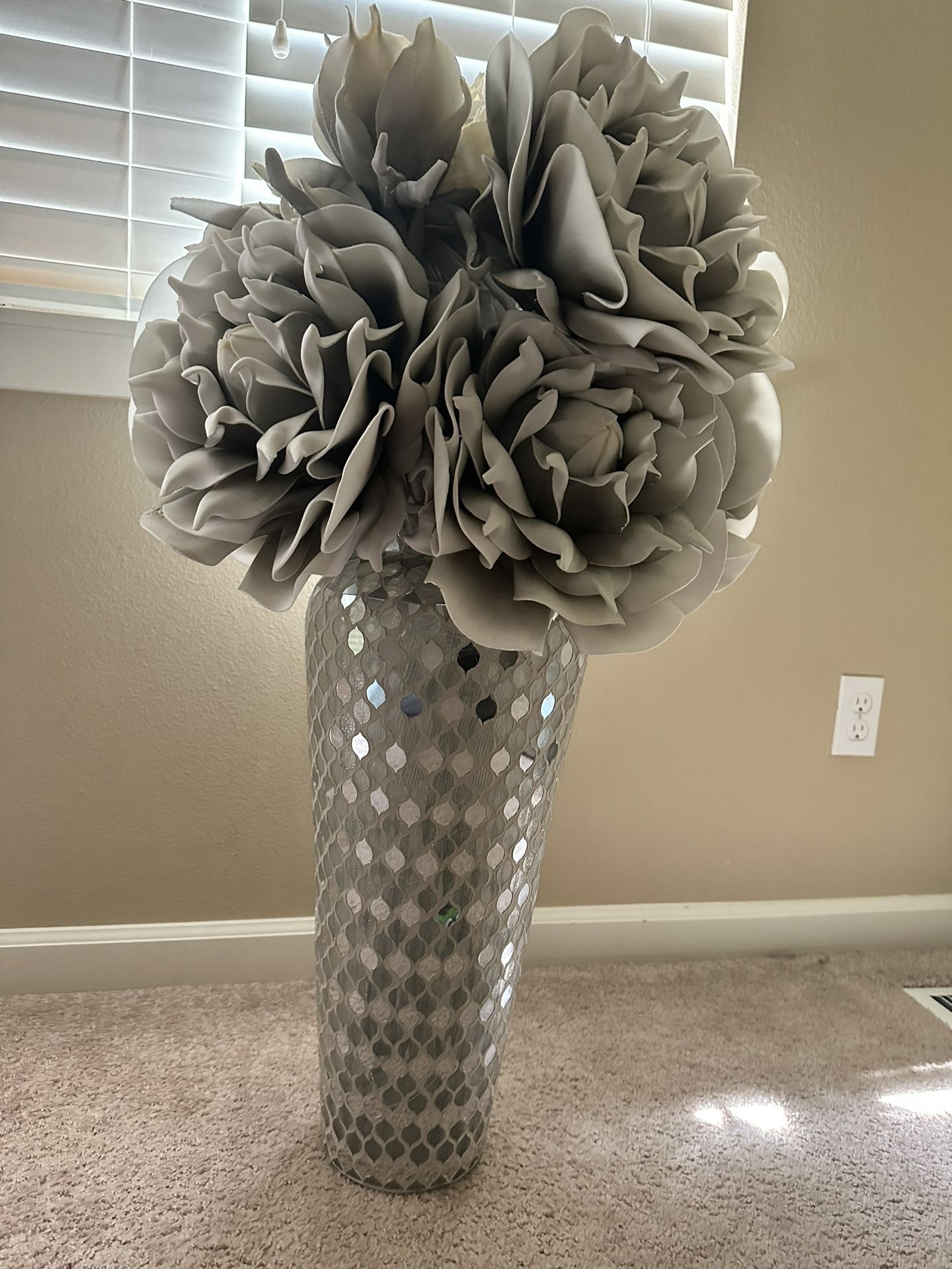 Z Gallerie Vase And Flowers
