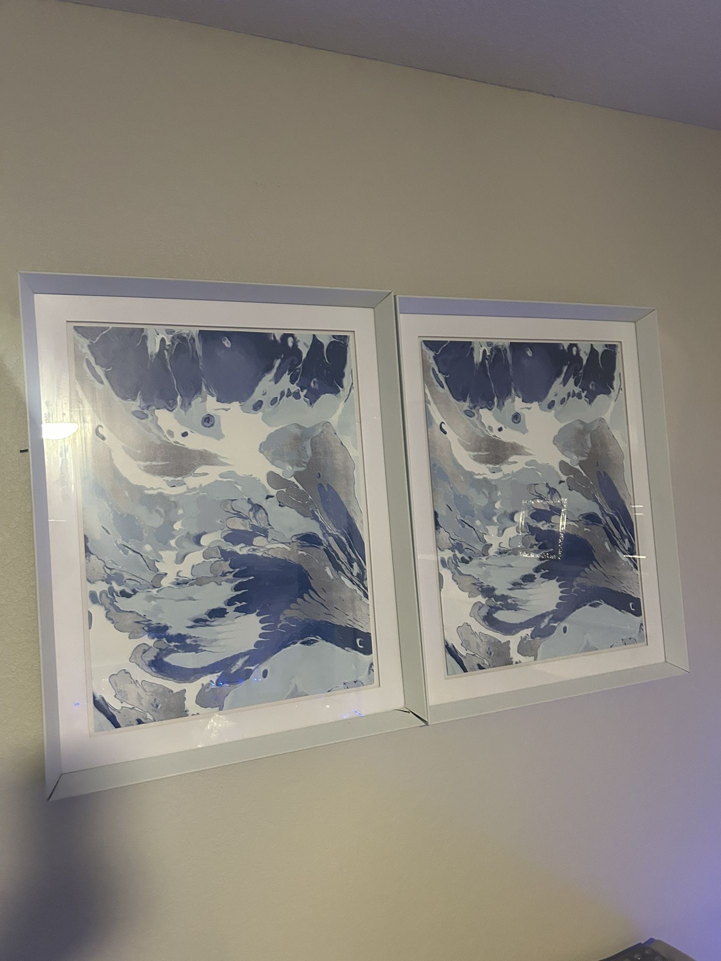 2 Bar Stools  2 Pictures 2 Curtain Matching