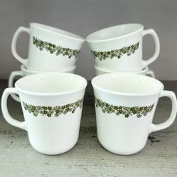 Set of 6 vintage Corning spring blossom 10 ounce  D handle mugs. Coordinates with the Pyrex line of spring blossom dishes 