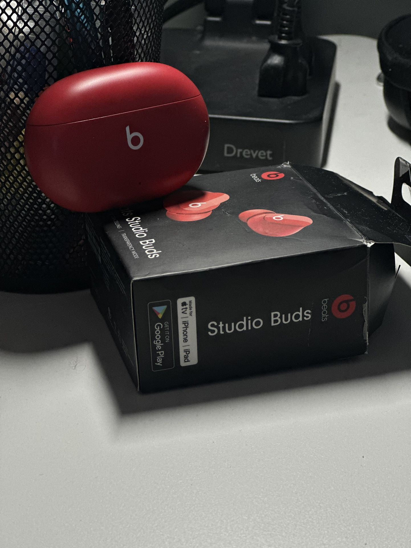 Beats Studio Buds Red