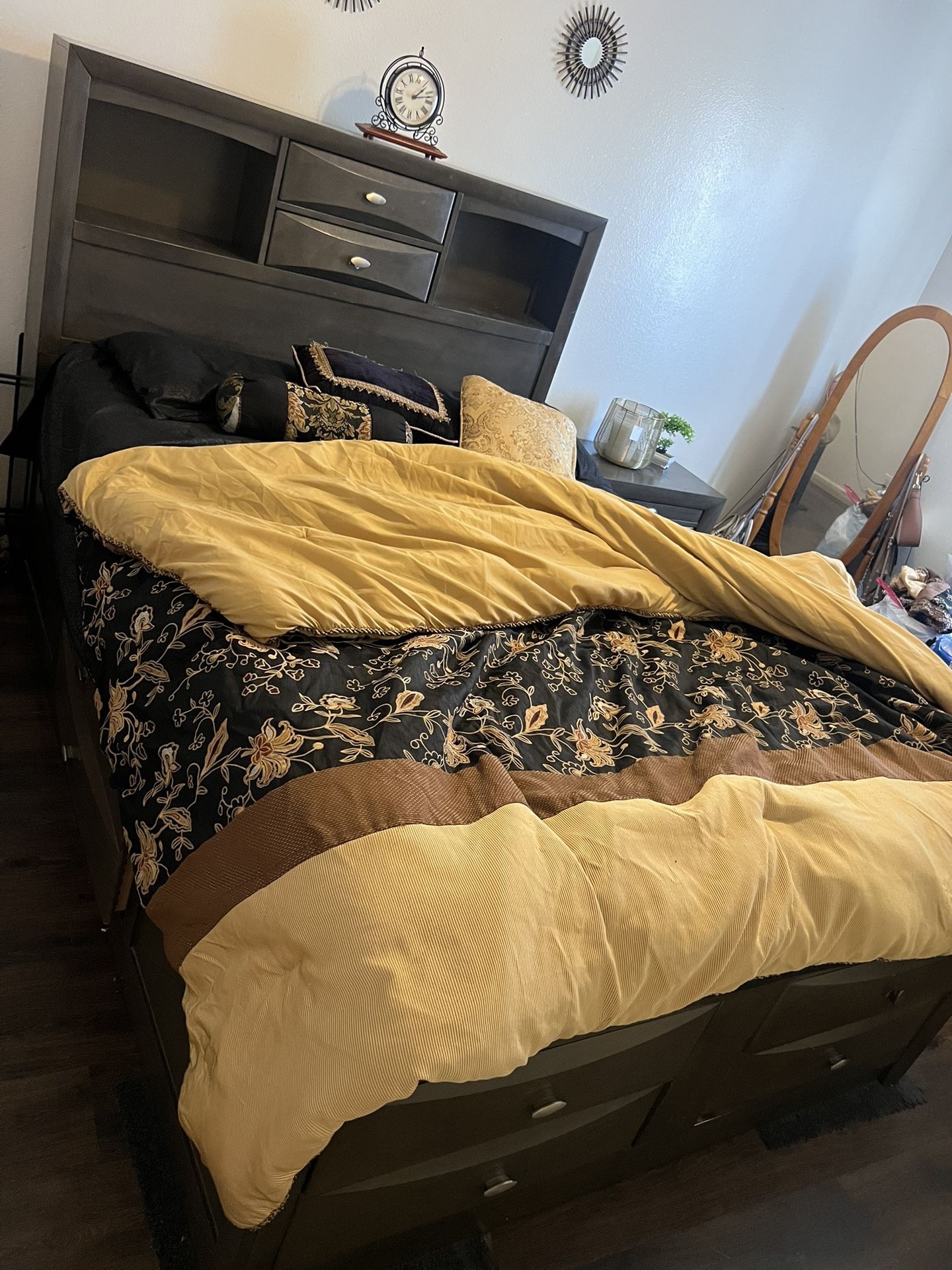 Bed Frame Set Two Nightstands And Dresser With Mirror