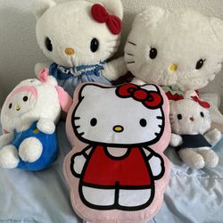 Sanrio hello Kitty Plushies 5 Pc Bundle 