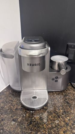 Keurig Coffee Maker with Frother