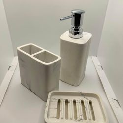 Bathroom Accessories - Set of 3