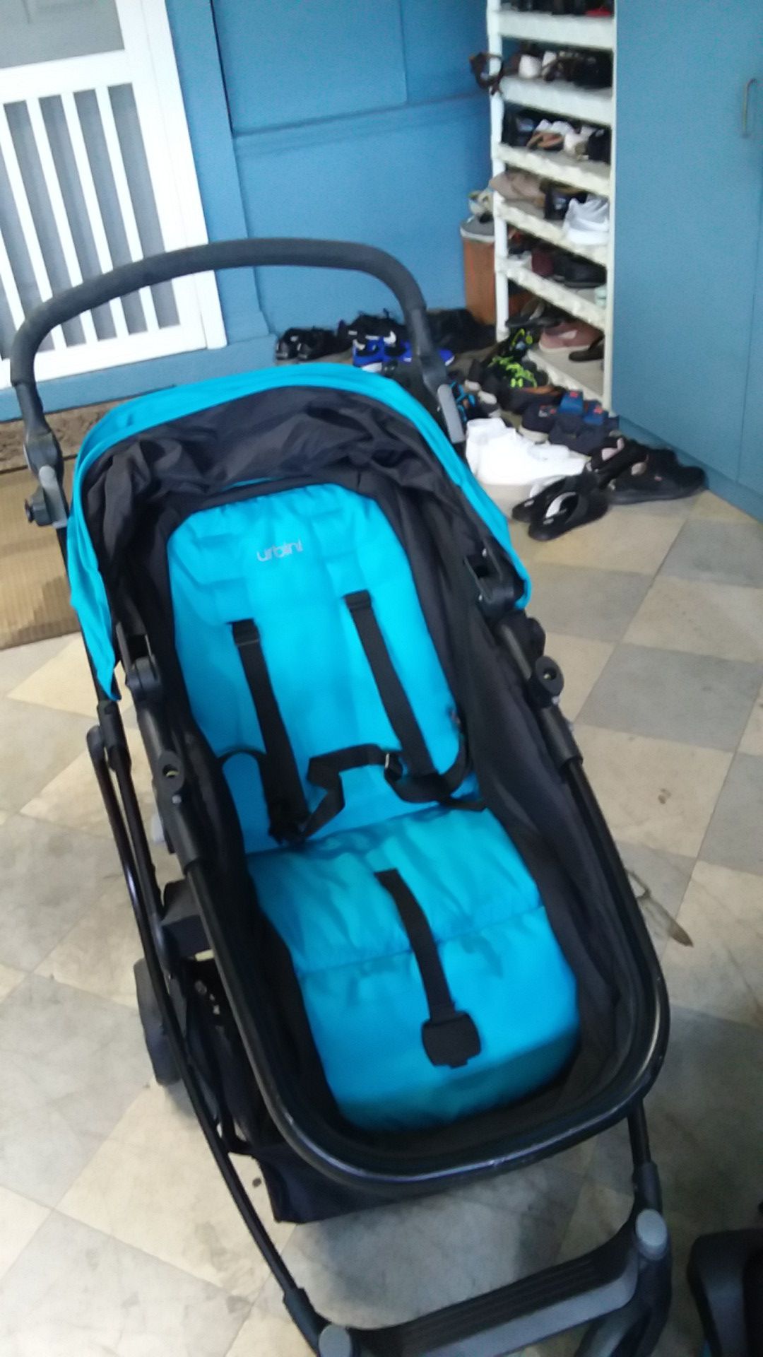 Urbini multi-positional stroller and Car seat