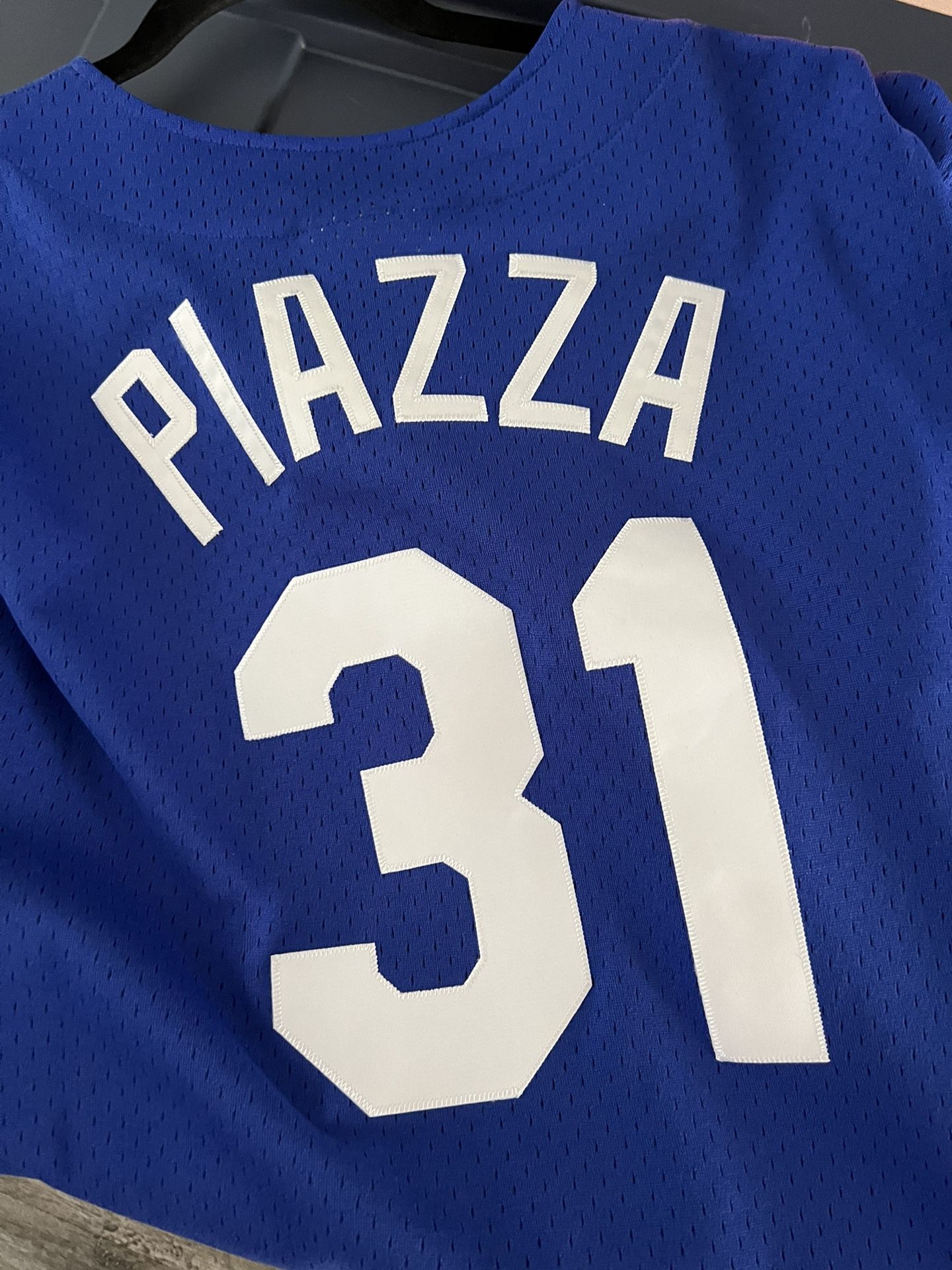 Mitchell & Ness Los Angeles Dodgers Mike Piazza BRAND NEW