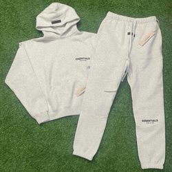 Essentials Light oat Set Bottom And Top