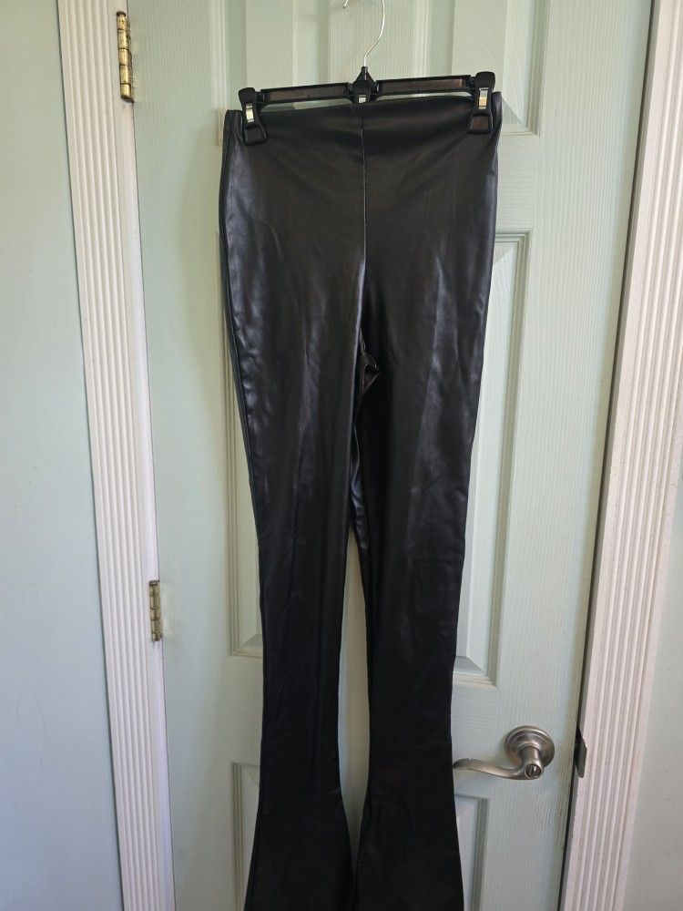 Pretty Little Thing Black Pants Size 0