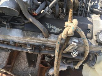 Toyota land cruise 4x4 engine 5 speed tranny with case