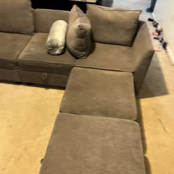 3 Piece Couch 