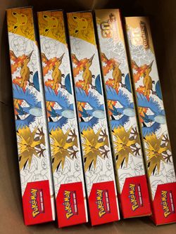 TCG Pokemon 30th Anniversary Celebration Poster Collection Box New Sealed