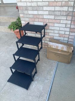 4 ft pet steps (200 lb capacity)