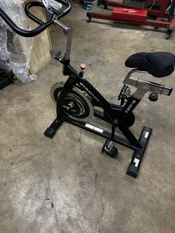 Stratum Stationary Bike