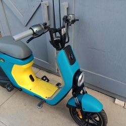 E Bike.      Segway Moped.       C80 