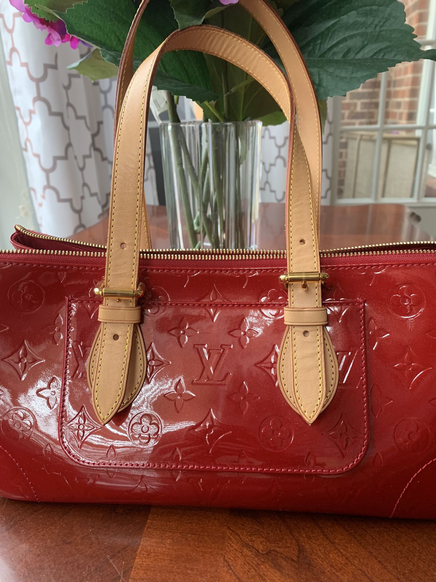 Louis Vuitton Vernis Rosewood for Sale in Shenandoah, TX - OfferUp