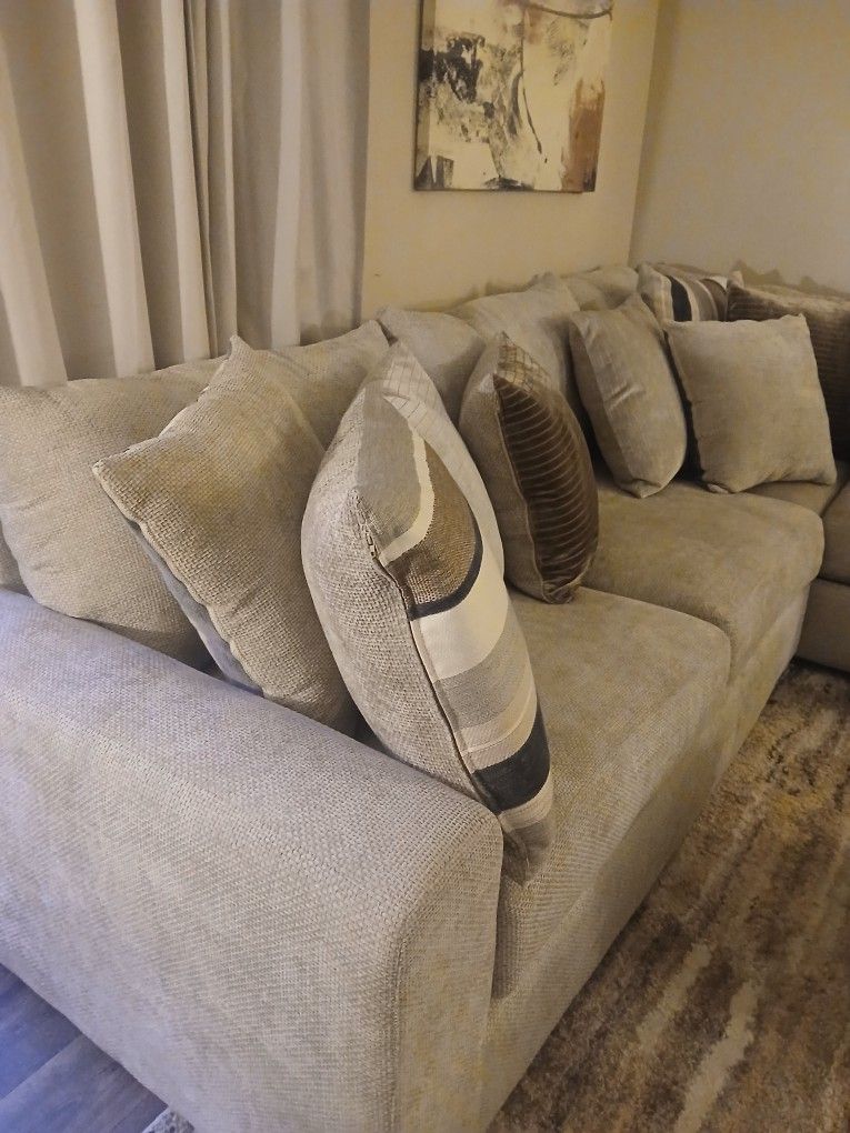 New Sofa  From  Jerome's  Furniture  Sectional 