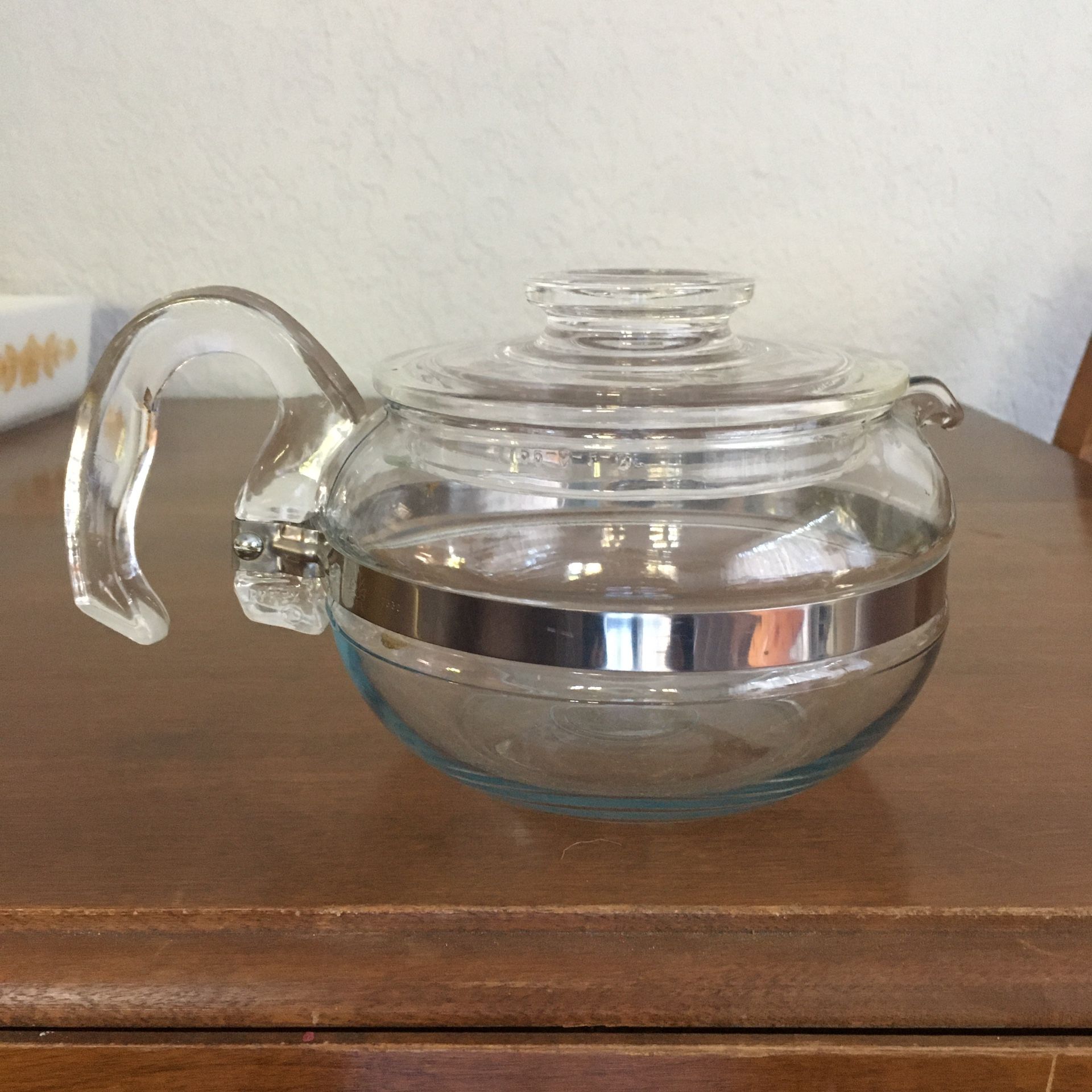 Pyrex flame Ware teapot, 4 cup