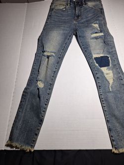 Distressed Skinny Jeans with Patches