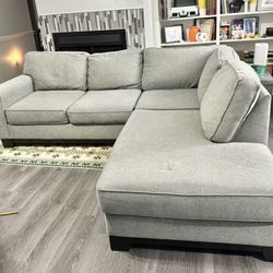 Sectional Couch With Chaise