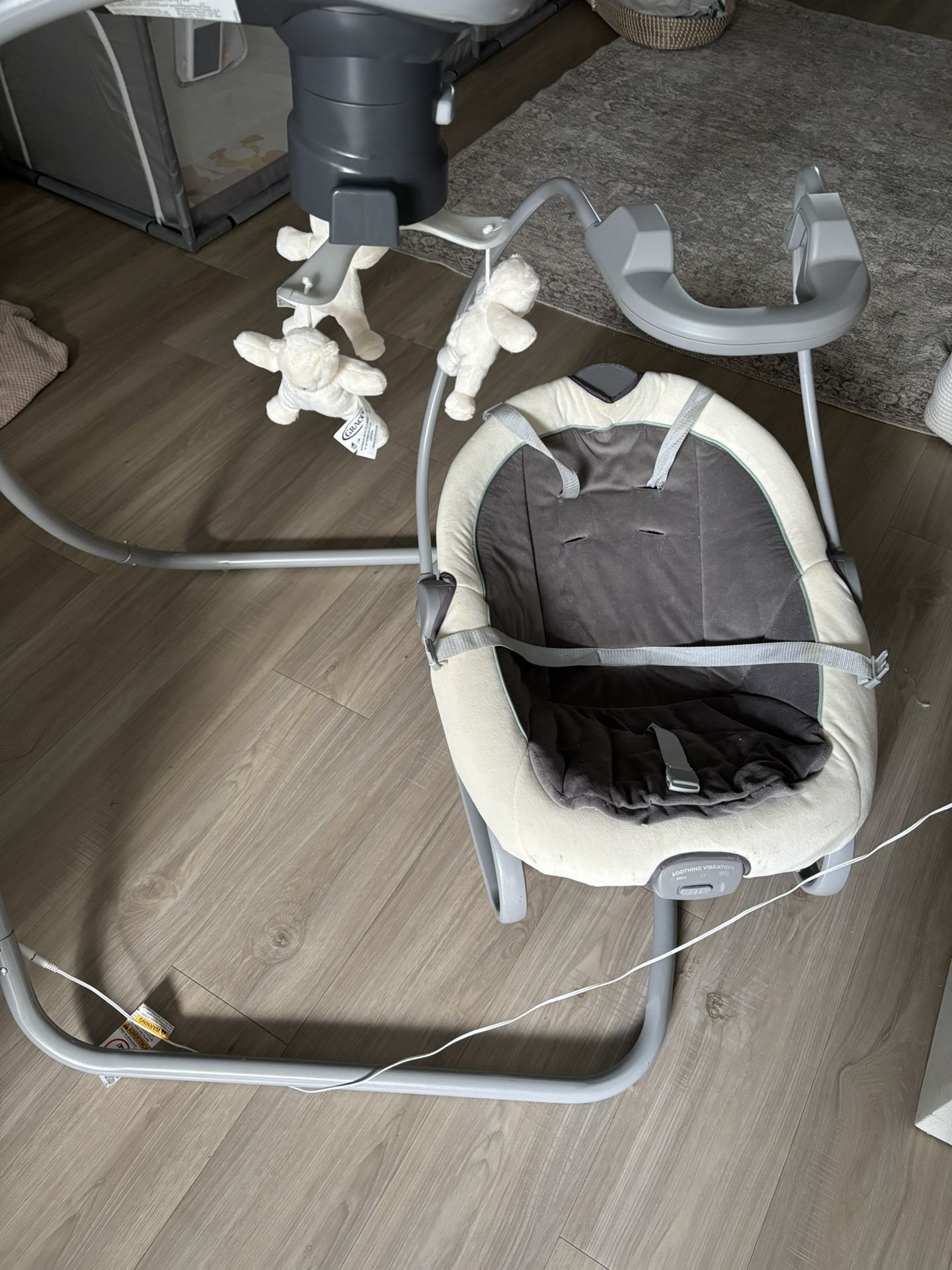 Graco Baby Swing