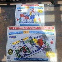 Complete Elenco Electronic Snap Circuits Model SC-300 with Box and Manuals Plus Bonus SC-100 set