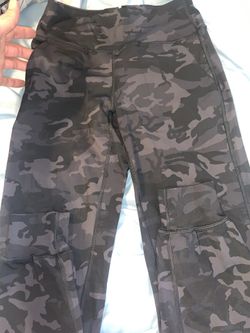 Willit leggings/spandex/workout pants for ladies size 4