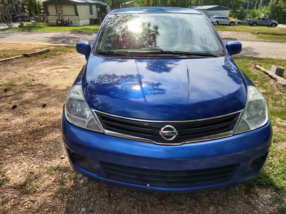 2011 Nissan Versa for Sale in Greenwood, SC OfferUp