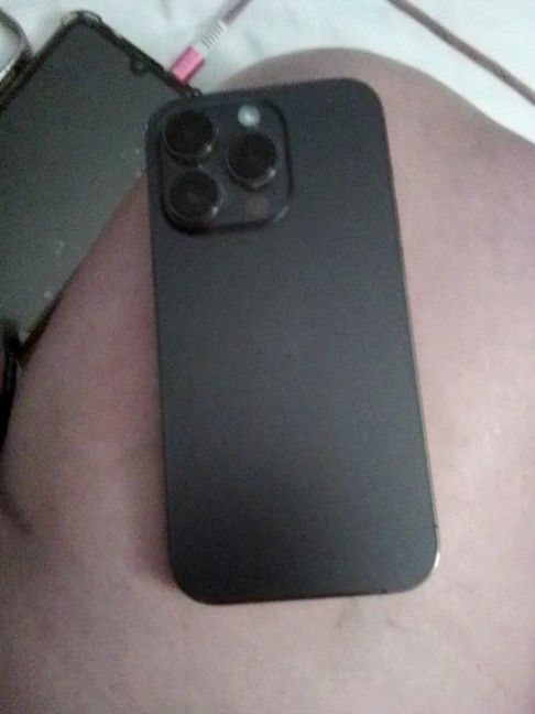 Iphone 15 Max