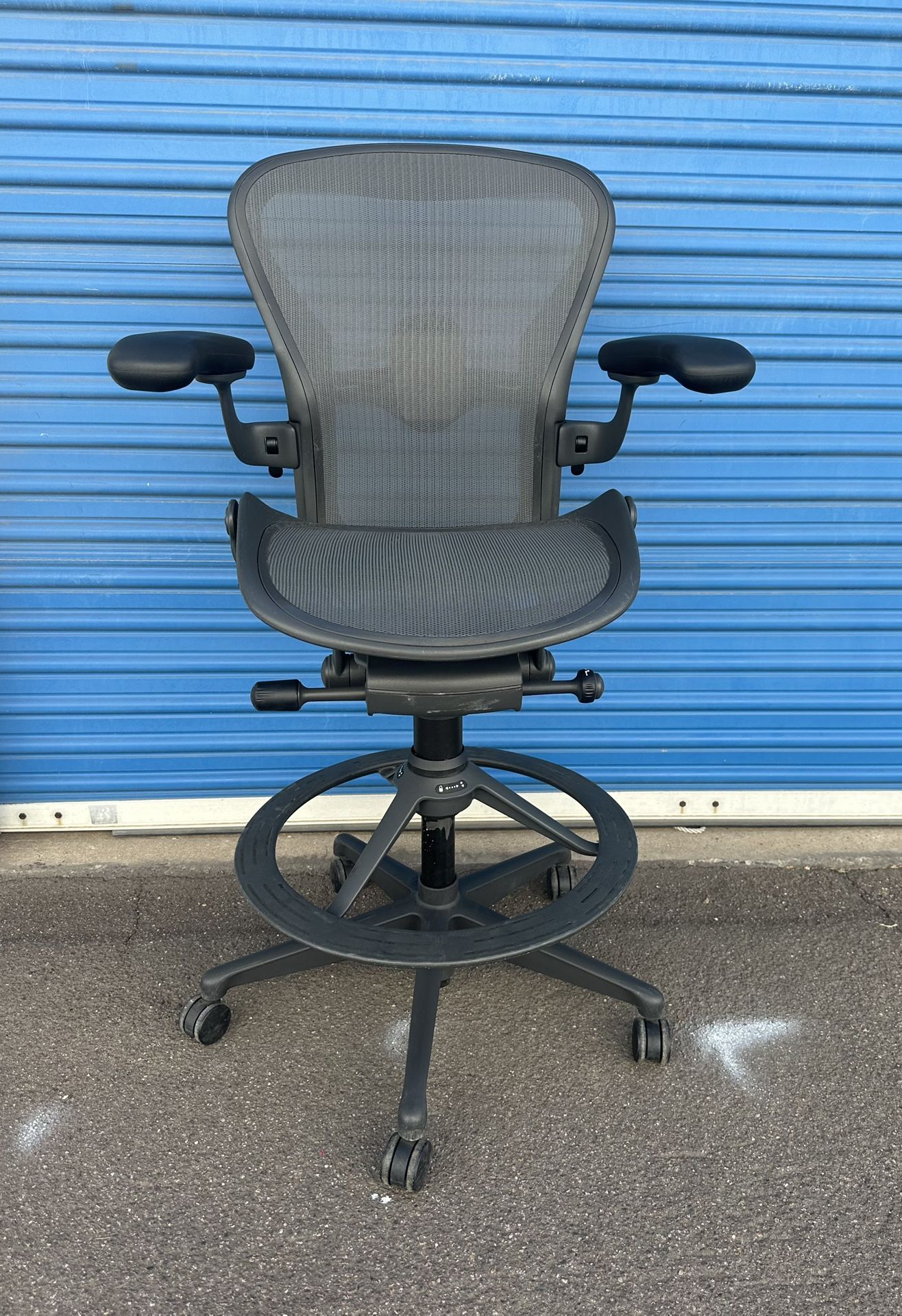 Herman Miller Aeron Remastered Drafting Stool Office Chair Size B