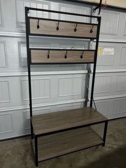 ENTRY BENCH