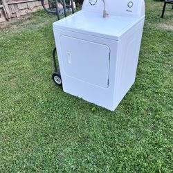 AMANA Electric Dryer 