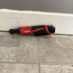Milwaukee 2457-20 3/8” Ratchet With Battery (no charger) 