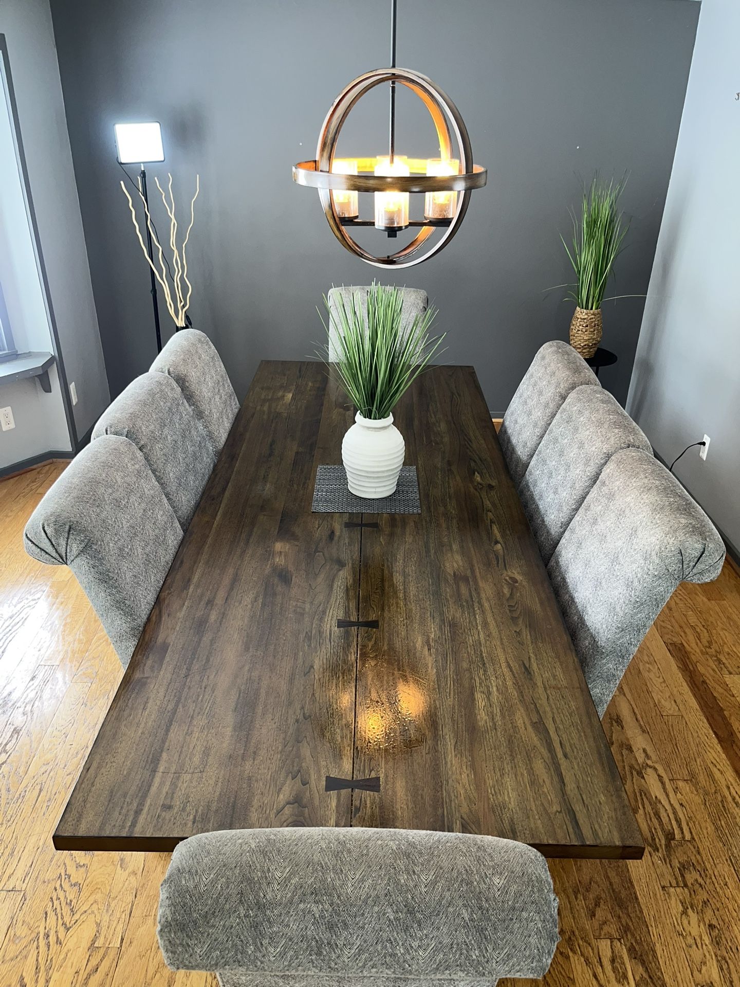 Beautiful Crate&Barrel Farmhouse Style 9 Piece Dining Room Set