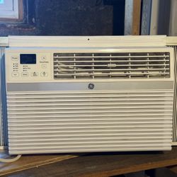 GE window AC 8K BTU (Smart / Wi-Fi)