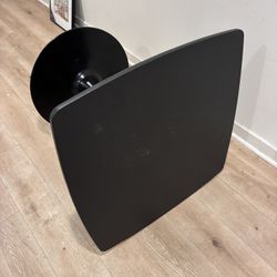 Black Round Table 