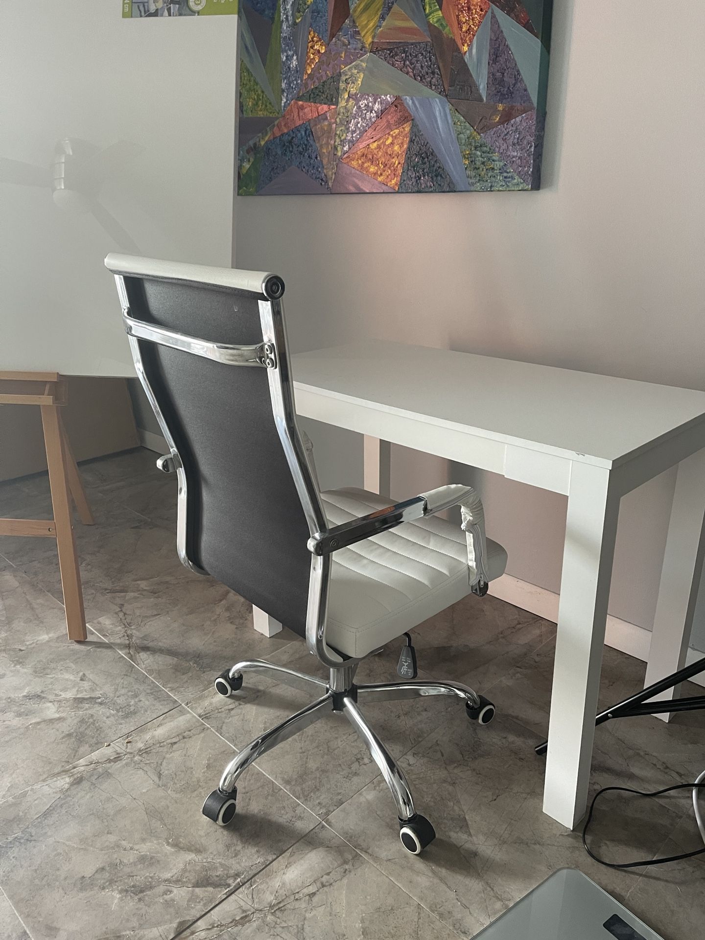 White Modern Desk And Chair 39in wide by 20 long With A Drawer