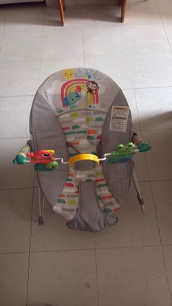 Infant bouncer