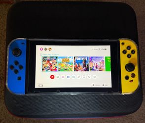 Nintendo Switch V1 Unpatched w/ Accessories